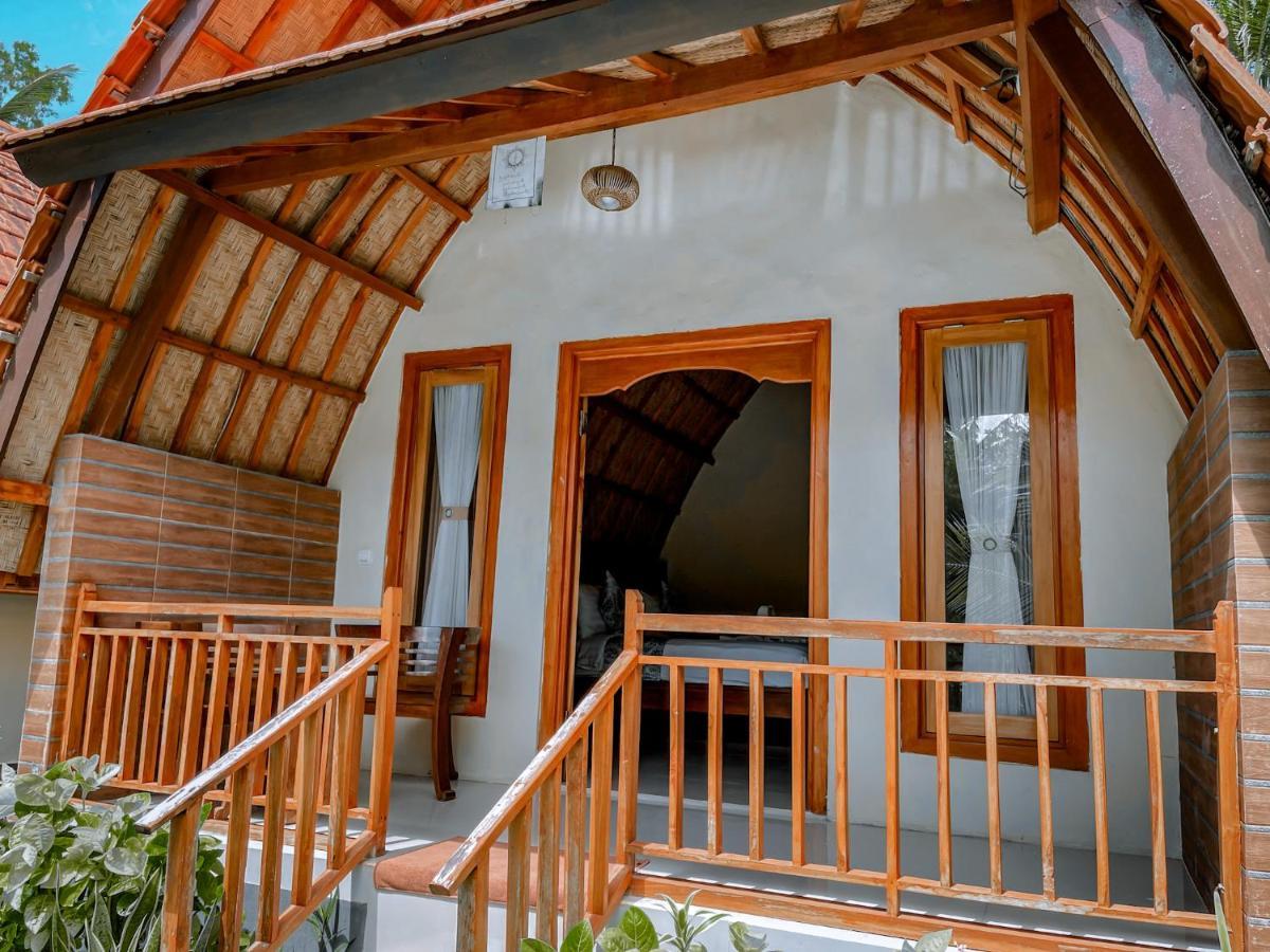 Mertha Sari Resto & Bungalow Klungkung Exterior photo
