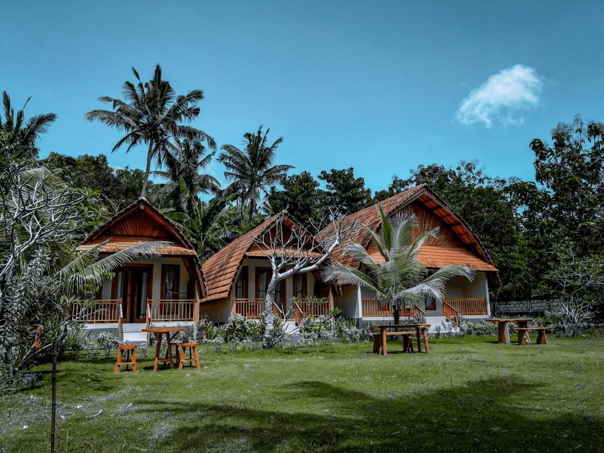Mertha Sari Resto & Bungalow Klungkung Exterior photo