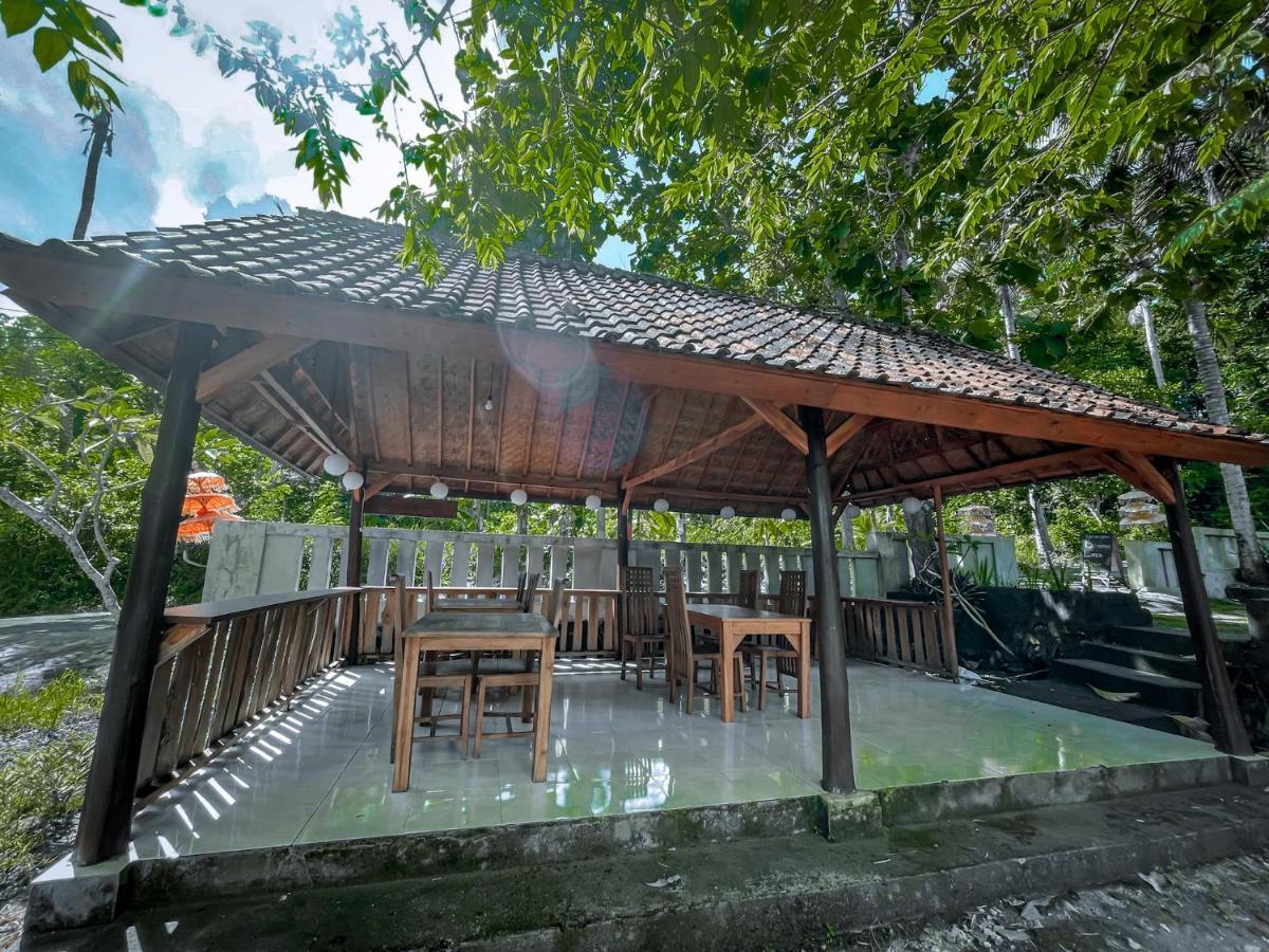 Mertha Sari Resto & Bungalow Klungkung Exterior photo